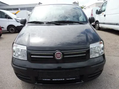 Gebraucht Fiat Panda Dynamic 69 PS (50 kW) 2011 Schwarz Kleinwagen