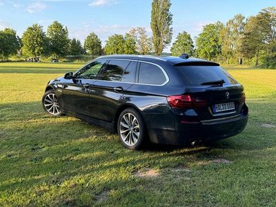 Gebraucht BMW 520 190 PS (139 kW) 2016 Blau Kombi