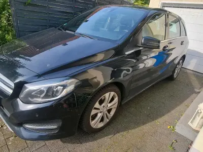 Brugt Mercedes B200 Urban 136 HK (100 kW) 2016 Sort MPV