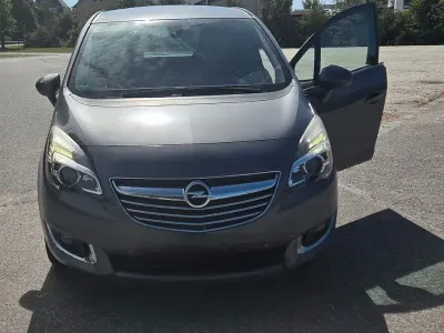 Gebraucht Opel Meriva Active 140 PS (102 kW) 2016 Grau Van / Kleinbus