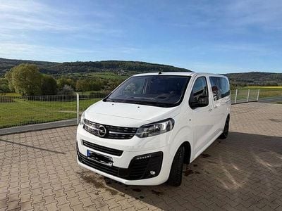 Second-hand Opel Zafira Life Elegance 177 CP (130 kW) 2022 Alb Monovolum