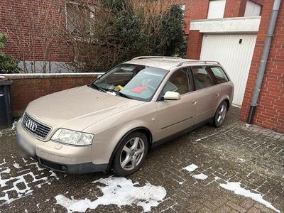 Beige Gebraucht 2000 Audi A6 Kombi | 1.900 € (Fairer Preis)