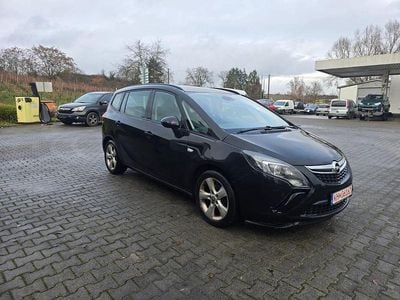 Schwarz Gebraucht 2012 Opel Zafira Tourer Edition Van / Kleinbus | 2.500 € (Fairer Preis)