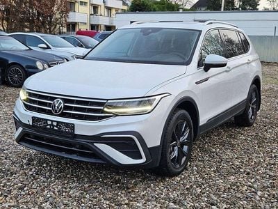 Gebraucht VW Tiguan Allspace 190 PS (139 kW) 2023 Weiß SUV