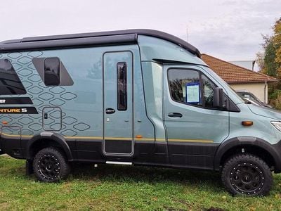 Gebraucht Hymer Venture S 190 PS (139 kW) 2023 Quellblau Van