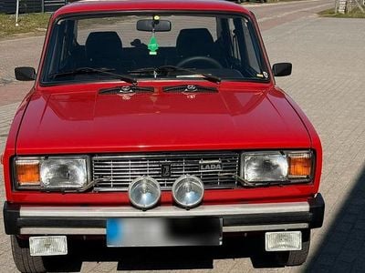 Gebraucht Lada 2105 60 PS (44 kW) 1991 Rot Limousine