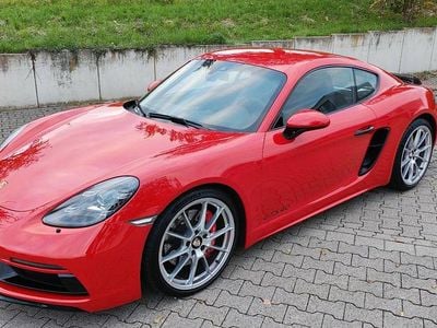 Rot Gebraucht 2021 Porsche 718 Cayman GTS Coupé | 71.000 € (Fairer Preis)
