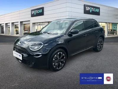 Gebraucht Fiat 600E La Prima 114 kW (156 PS) 2026 Schwarz Limousine