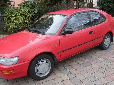 Gebraucht Toyota Corolla 75 PS (55 kW) 1995 Rot Limousine