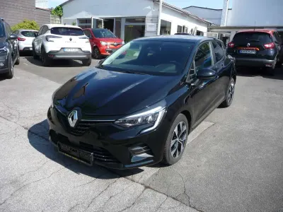 Gebraucht Renault Clio Evolution 91 PS (66 kW) 2023 Schwarz Kleinwagen