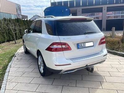 Gebraucht Mercedes ML350 258 PS (189 kW) 2013 Weiß SUV