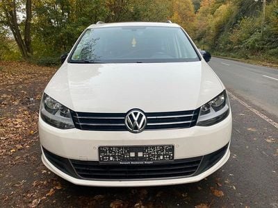 Weiß Gebraucht 2012 VW Sharan Match Van / Kleinbus | 10.500 € (Fairer Preis)