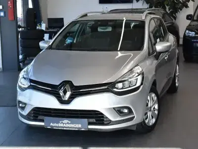 Usata Renault Clio IV Business 75 CV (55 kW) 2019 Argento Berlina