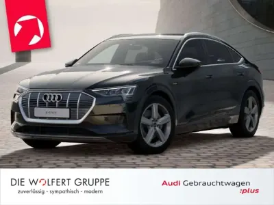 Gebraucht Audi e-tron Advanced Plus 300 kW (408 PS) 2022 Mythosschwarz metallic SUV