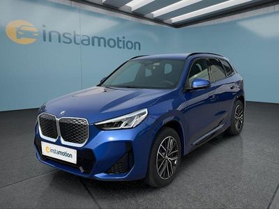 Neu BMW iX1 M Sport 200 kW (272 PS) 2025 Blau SUV