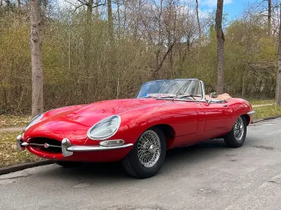 Brugt Jaguar E-Type 265 HK (194 kW) 1966 Rød Cabriolet
