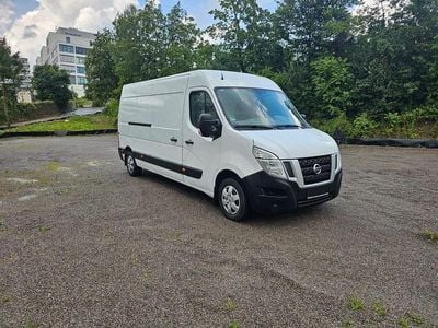 Nissan NV400