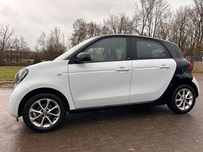 Gebraucht Smart ForFour Basis 71 PS (52 kW) 2015 Weiß Kleinwagen