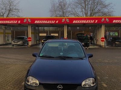 Second-hand Opel Corsa 65 CP (47 kW) 1999 Albastru Hatchback