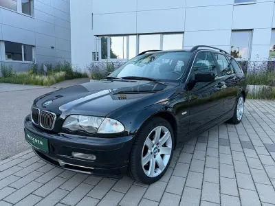Gebraucht BMW 330 231 PS (169 kW) 2001 Schwarz Kombi