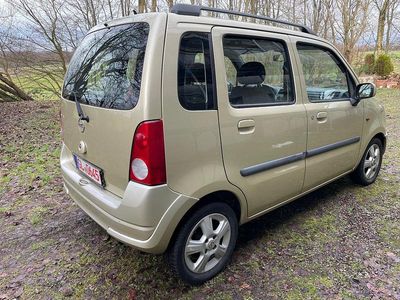 Gebraucht Opel Agila 60 PS (44 kW) 2004 Gold Van / Kleinbus