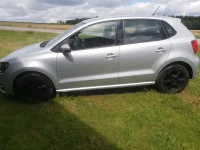 Używany VW Polo 75 KM (55 kW) 2014 Srebrny Hatchback