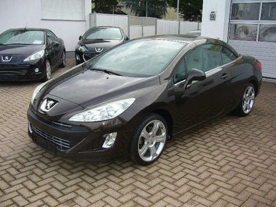 Gebraucht Peugeot 308 CC Platinum 156 PS (114 kW) 2011 Braun Cabrio