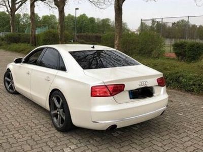 gebraucht Audi A8 4.2 Quattro mit Original 20 Zoll Felgen