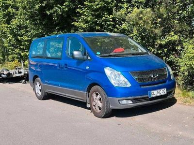 Hyundai H-1