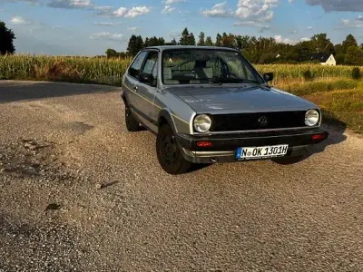 Gebraucht VW Polo 45 PS (33 kW) 1989 Silber Coupé