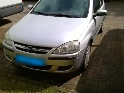 Gebraucht Opel Corsa 75 PS (55 kW) 2001 Silber Kleinwagen
