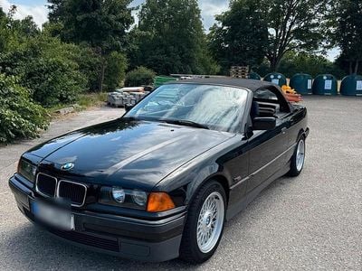Schwarz Gebraucht 1995 BMW 318 Cabriolet Cabrio | 4.800 €