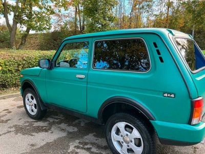 gebraucht Lada niva 4x4 Geländewagen Jagd 1,7L EZ 12/11 Alus Allrad