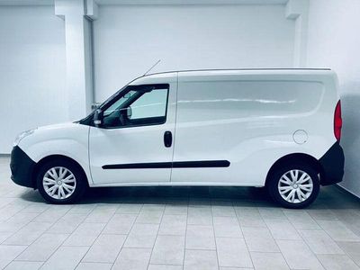 Gebraucht Opel Combo 90 PS (66 kW) 2016 Weiß Van / Kleinbus