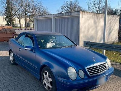 Gebraucht Mercedes CLK200 2012 Blau Cabrio