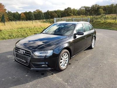 Schwarz Gebraucht 2012 Audi A4 Ambiente Kombi | 8.290 € (Fairer Preis)