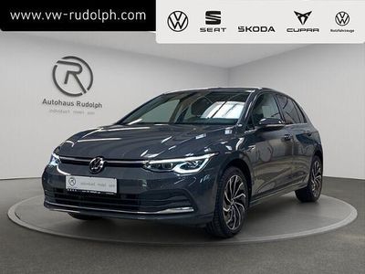 Gebraucht VW Golf VIII Style 131 PS (96 kW) 2022 Grau Kleinwagen