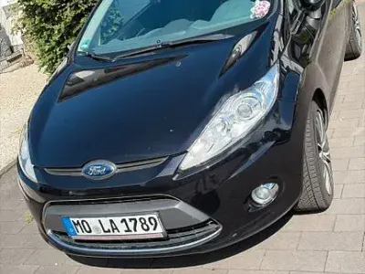 Gebraucht Ford Fiesta Titanium 97 PS (71 kW) 2010 Schwarz Limousine