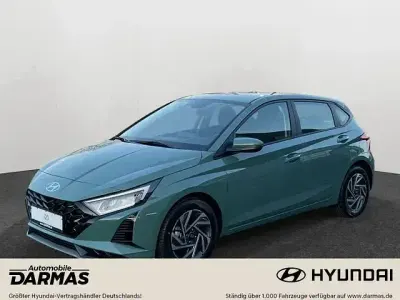 Second-hand Hyundai i20 Trend 101 CP (74 kW) 2024 Verde Berlinǎ