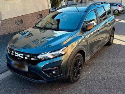 Gebraucht Dacia Jogger Extreme 140 PS (102 kW) 2023 Grün Van / Kleinbus