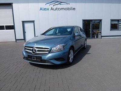 Usata Mercedes A180 Urban 122 CV (89 kW) 2014 Blu Berlina