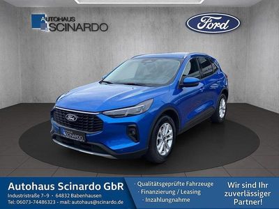 Desert island blue metallic Gebraucht 2024 Ford Kuga Titanium SUV | 29.480 € (Guter Preis)