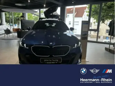 Neu BMW 540 M Sport 303 PS (222 kW) 2026 Blau Limousine
