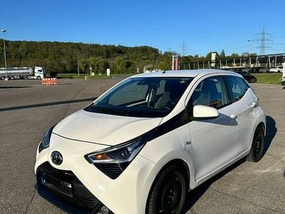 Usata Toyota Aygo Team 72 CV (52 kW) 2020 Bianco Utilitaria
