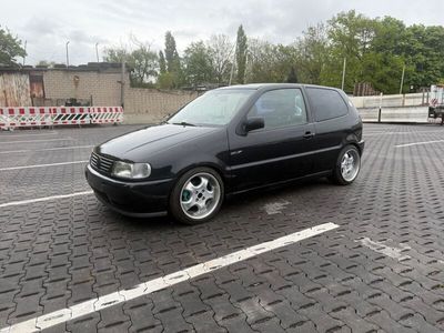 VW Polo
