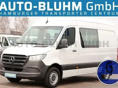 Używany Mercedes Sprinter 143 KM (105 kW) 2021 Biały Van