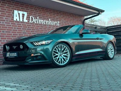 Begagnad Ford Mustang GT 421 HK (309 kW) 2016 Grå Cab