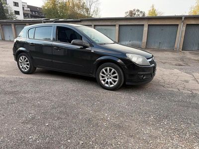 Gebraucht Opel Astra 90 PS (66 kW) 2006 Schwarz Limousine