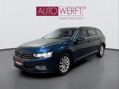 Blau Gebraucht 2023 VW Passat Business Kombi | 24.999 € (Guter Preis)