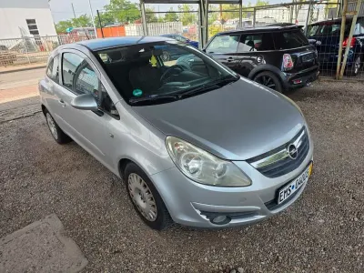Gebraucht Opel Corsa 80 PS (58 kW) 2007 Silber Kleinwagen